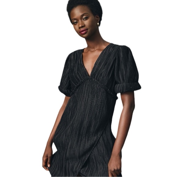 Anthropologie Dresses & Skirts - Anthropology V-neck Pleated Midi Dress